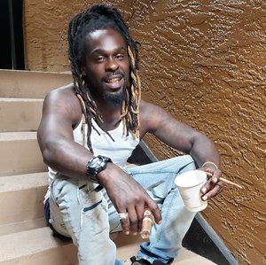 Meet your Posher, Donte